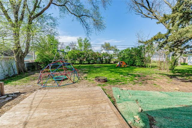 1024 Staub Court NE, Cedar Rapids, IA 52402