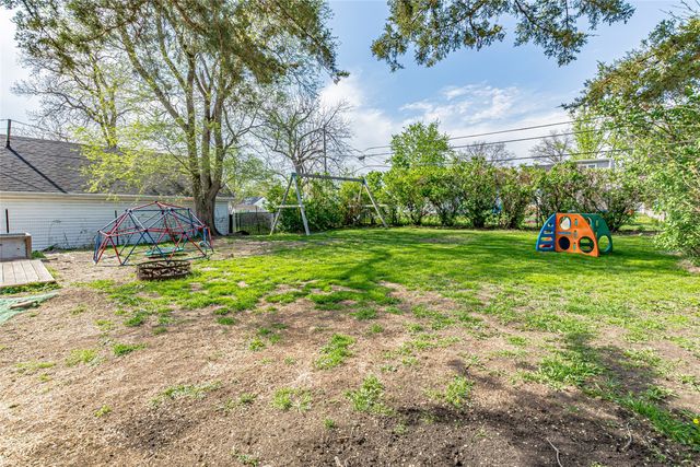 1024 Staub Court NE, Cedar Rapids, IA 52402