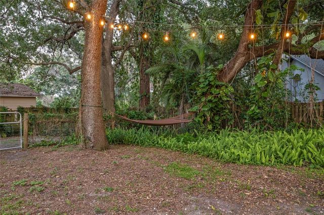4805 E REGNAS AVENUE, Tampa, FL 33617