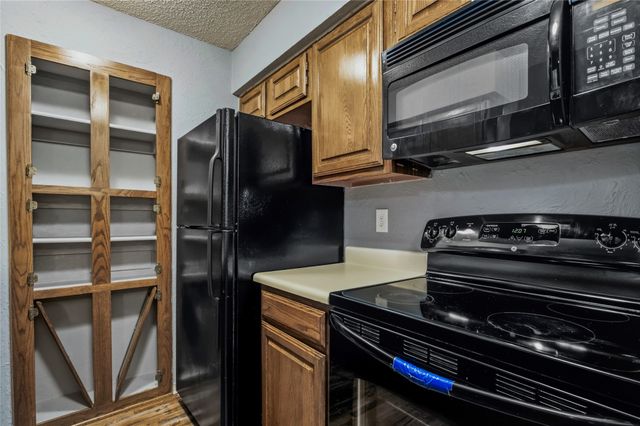 1307 Willoughby Lane 5421, Arlington, TX 76011