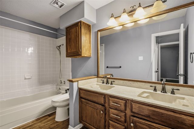 1307 Willoughby Lane 5421, Arlington, TX 76011