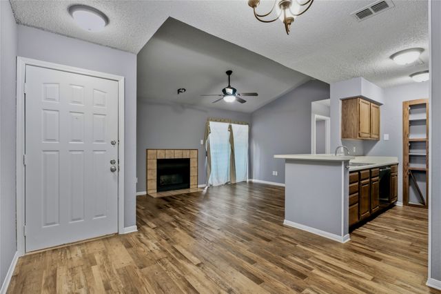 1307 Willoughby Lane 5421, Arlington, TX 76011