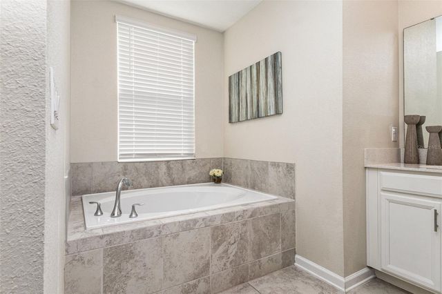 787 OCEAN COURSE AVENUE 602, Davenport, FL 33896