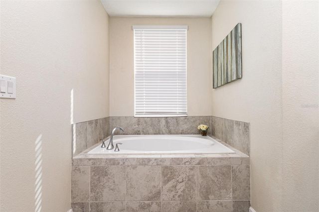 787 OCEAN COURSE AVENUE 602, Davenport, FL 33896