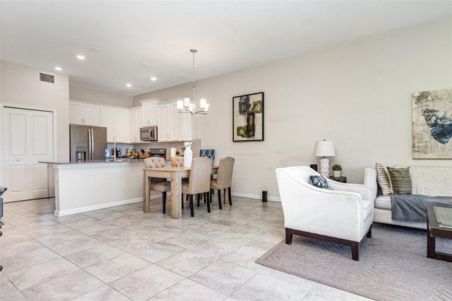 787 OCEAN COURSE AVENUE 602, Davenport, FL 33896