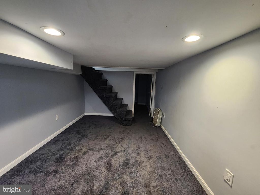 Image 14 of property listing at 2005 RIDGEHILL AVE, Baltimore, MD 21217