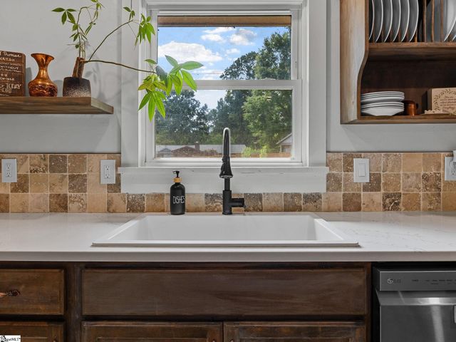 417 Harrell Drive, Spartanburg, SC 29307
