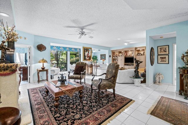 11706 Briarwood Circle 1, Boynton Beach, FL 33437