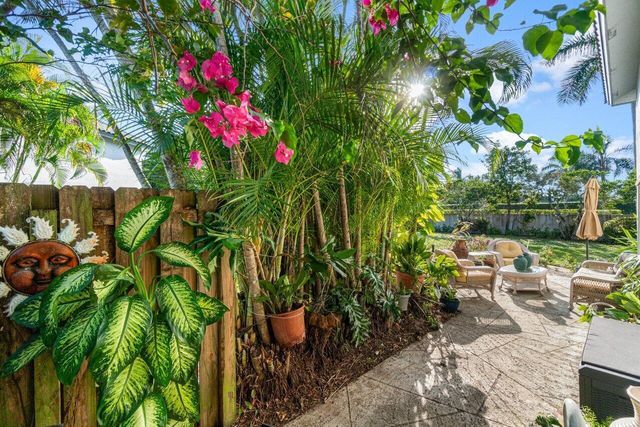11706 Briarwood Circle 1, Boynton Beach, FL 33437