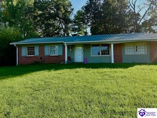 679 Cherrywood Drive, Radcliff, KY 40160