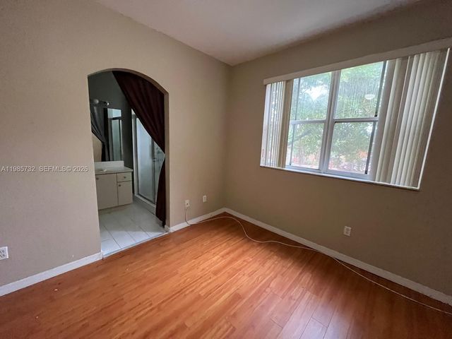 4952 Tradewinds Ter 506, Dania Beach, FL 33312