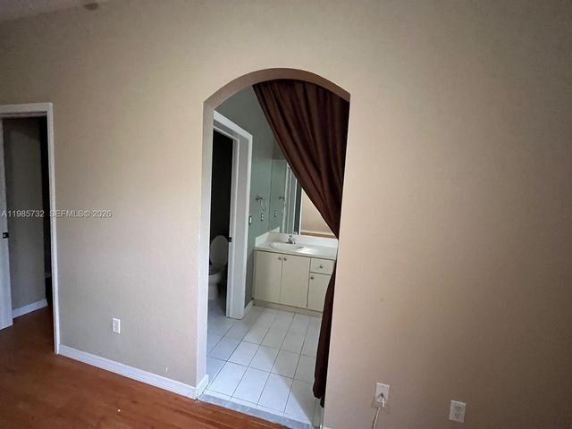 4952 Tradewinds Ter 506, Dania Beach, FL 33312