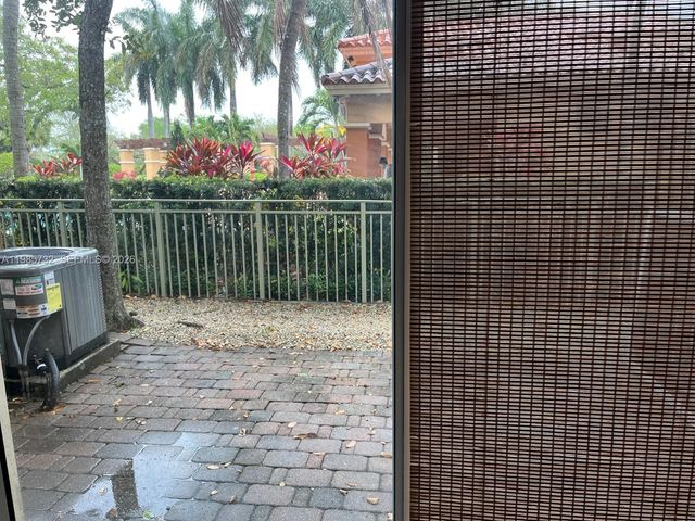 4952 Tradewinds Ter 506, Dania Beach, FL 33312