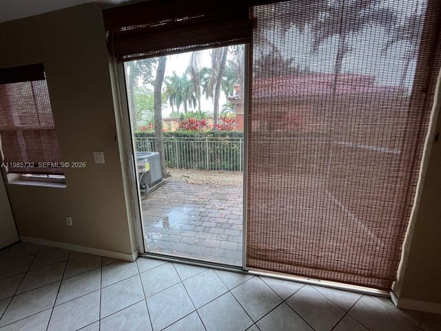 4952 Tradewinds Ter 506, Dania Beach, FL 33312