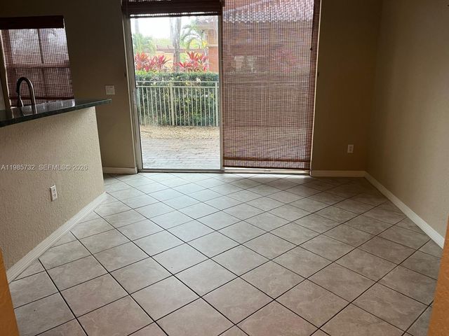 4952 Tradewinds Ter 506, Dania Beach, FL 33312