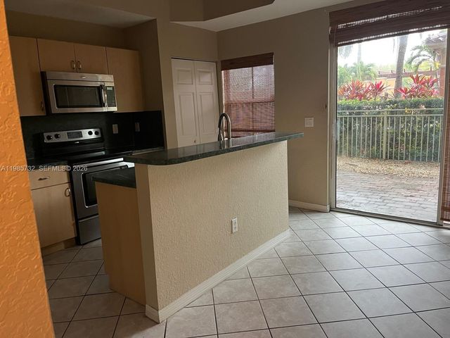 4952 Tradewinds Ter 506, Dania Beach, FL 33312