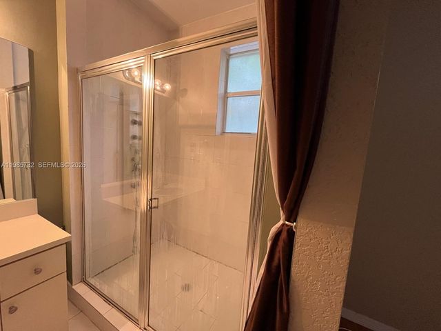 4952 Tradewinds Ter 506, Dania Beach, FL 33312