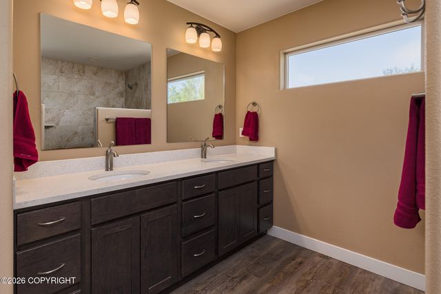 6055 N Blinker Circle, Palmer, AK 99645