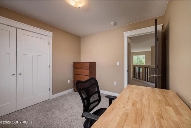 6055 N Blinker Circle, Palmer, AK 99645