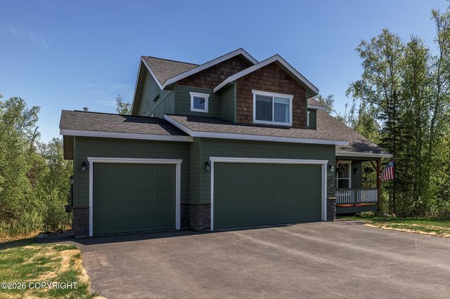 6055 N Blinker Circle, Palmer, AK 99645