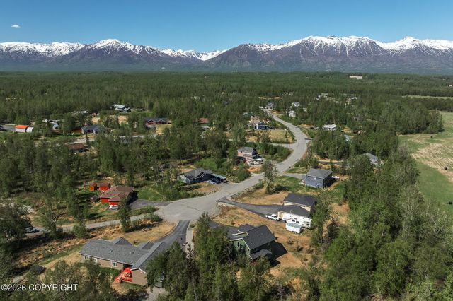 6055 N Blinker Circle, Palmer, AK 99645