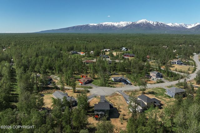 6055 N Blinker Circle, Palmer, AK 99645