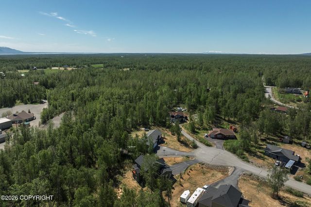 6055 N Blinker Circle, Palmer, AK 99645