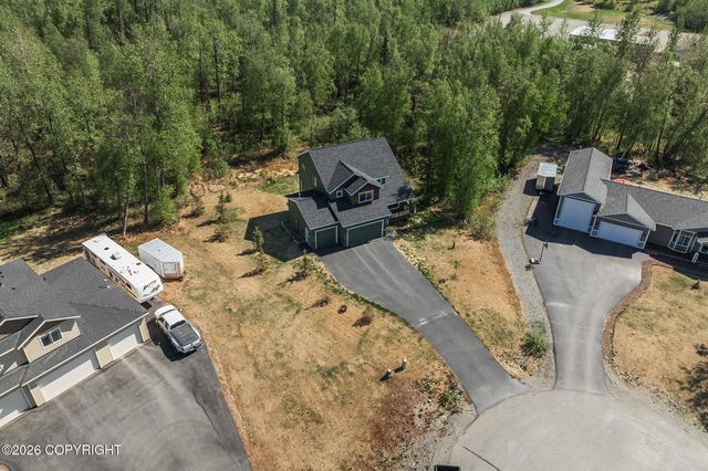 6055 N Blinker Circle, Palmer, AK 99645