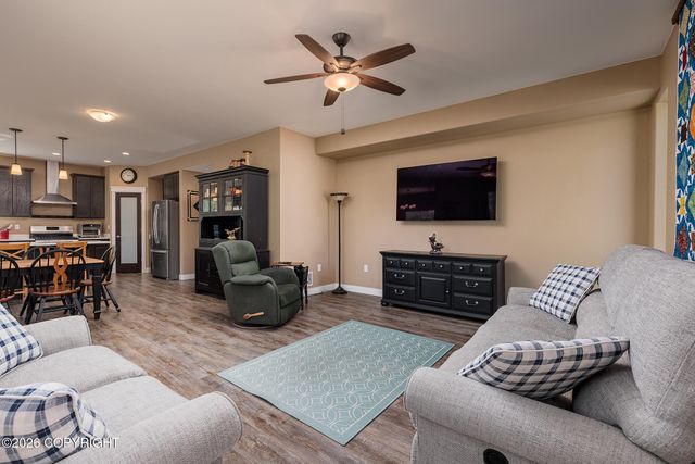 6055 N Blinker Circle, Palmer, AK 99645