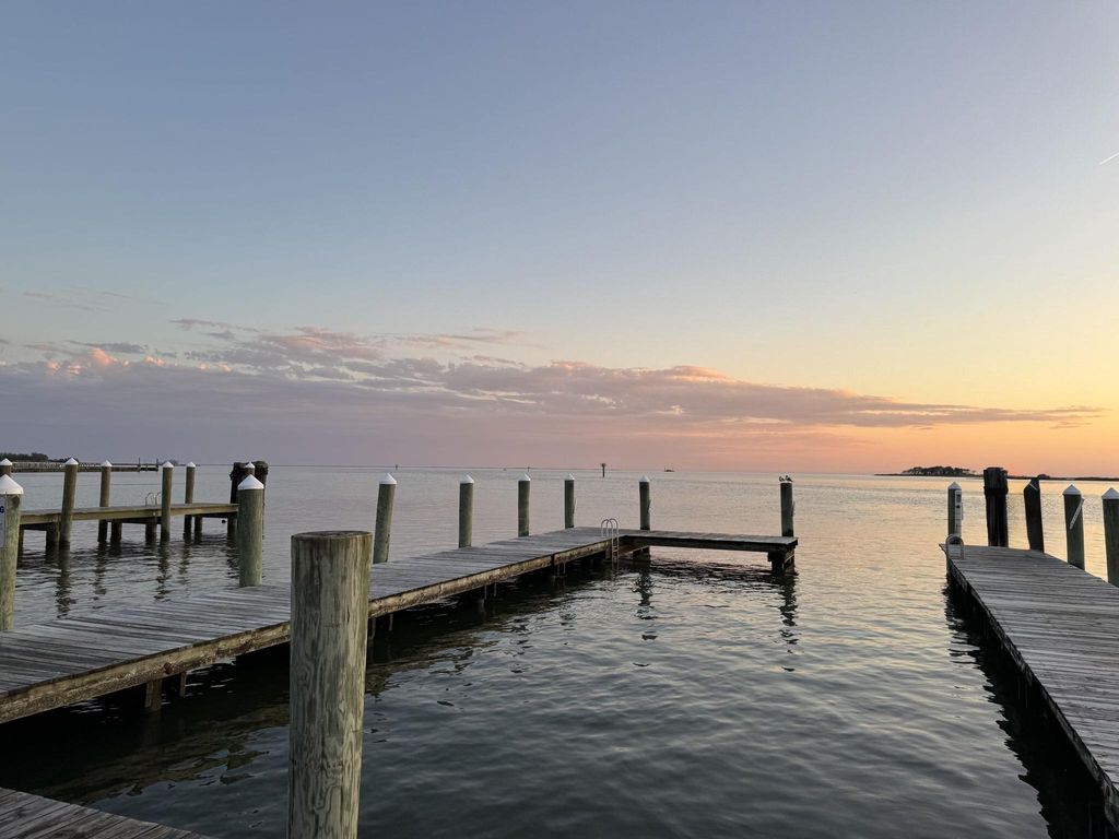 Image 29 of property listing at 27195 HEARTS EASE RD, Crisfield, MD 21817