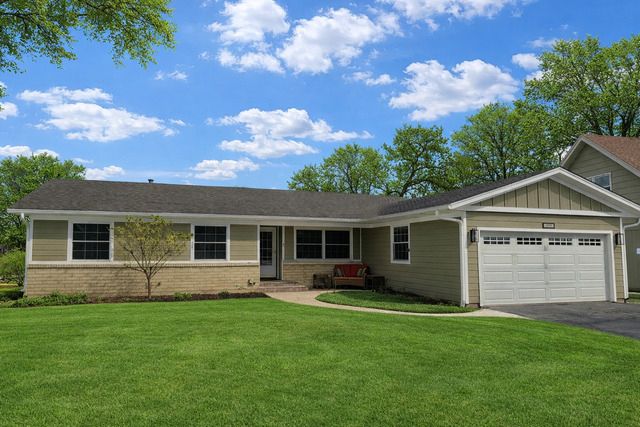 1149 Carlisle Avenue, Elk Grove Village, IL 60007