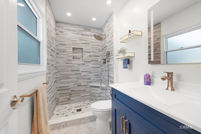 1149 Carlisle Avenue, Elk Grove Village, IL 60007