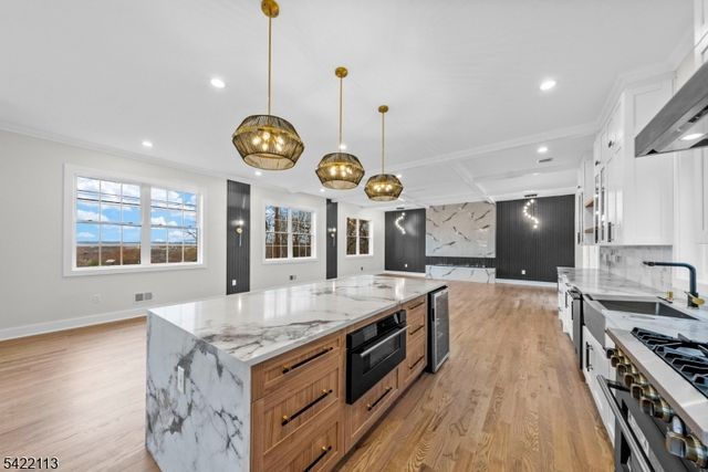 38 Pershing Pl, Woodland Park, NJ 07424