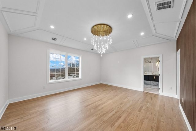 38 Pershing Pl, Woodland Park, NJ 07424