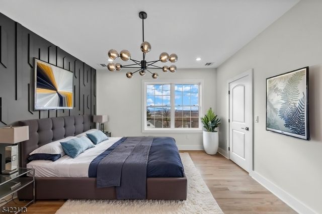 38 Pershing Pl, Woodland Park, NJ 07424