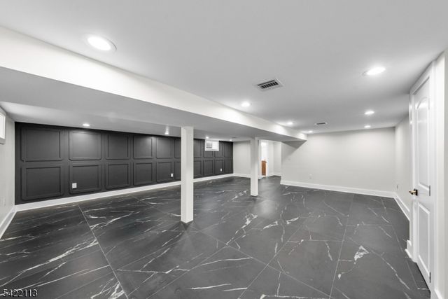 38 Pershing Pl, Woodland Park, NJ 07424