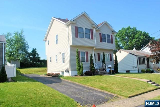 280 S Boulevard, Saddle Brook, NJ 07663