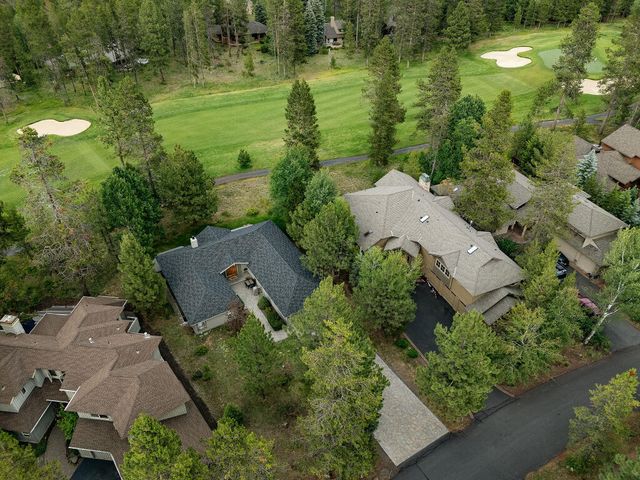 57716 Vine Maple Lane, Sunriver, OR 97707