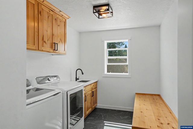 2782 Bluff Av SE, Salem, OR 97302