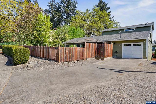2782 Bluff Av SE, Salem, OR 97302