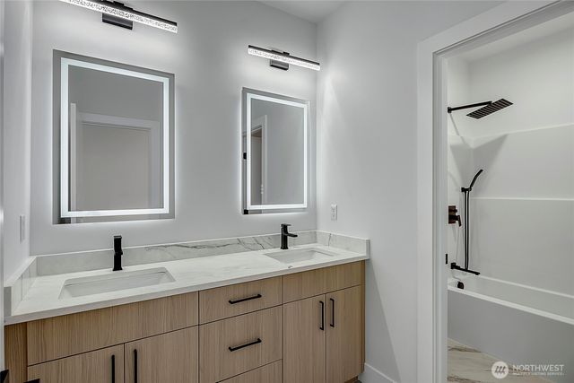 16215 Simonds Road NE, Kenmore, WA 98028