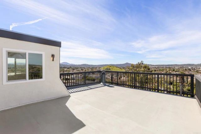 1128 Dawnridge Avenue, El Cajon, CA 92021