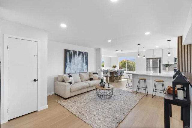 1128 Dawnridge Avenue, El Cajon, CA 92021