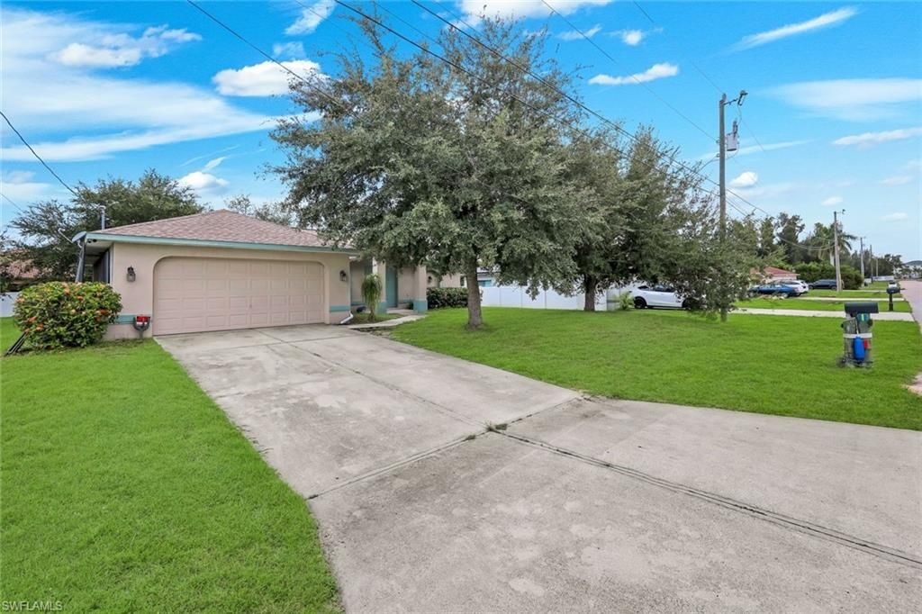 410 SW 7th CT, CAPE CORAL, FL 33991 — photo 2