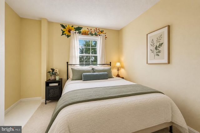 9899 HAGEL CIR, Lorton, VA 22079