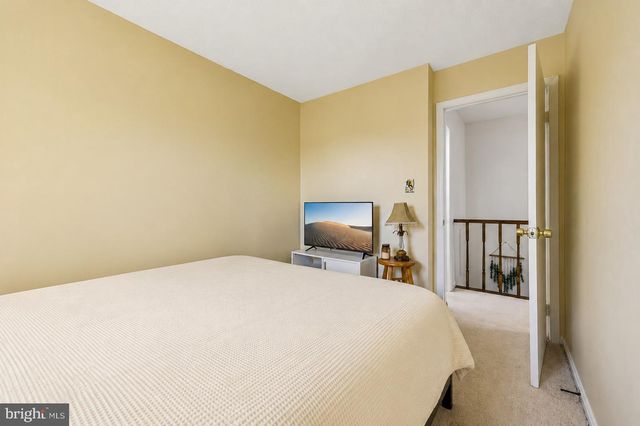 9899 HAGEL CIR, Lorton, VA 22079