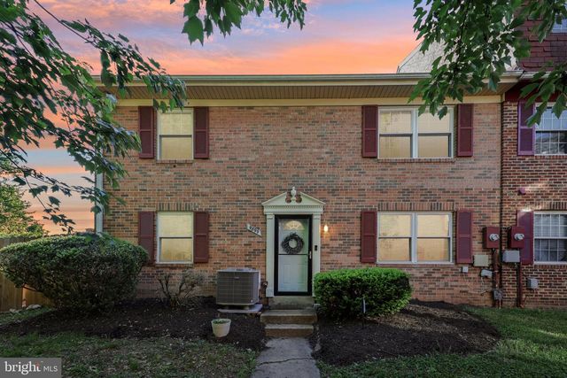 9899 HAGEL CIR, Lorton, VA 22079