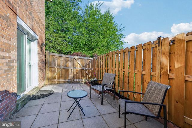 9899 HAGEL CIR, Lorton, VA 22079