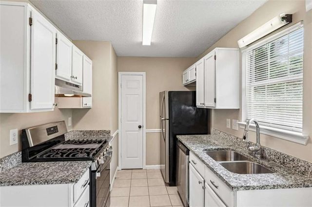 1866 Drew Circle, Austell, GA 30168