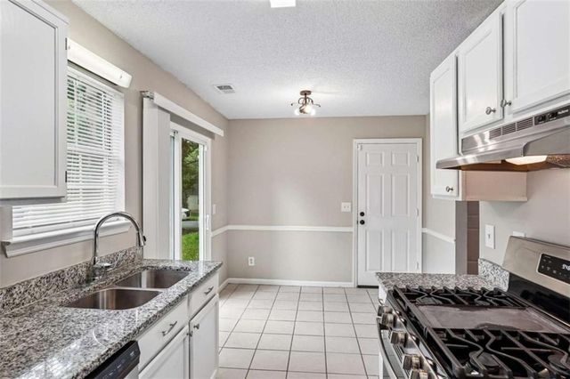 1866 Drew Circle, Austell, GA 30168